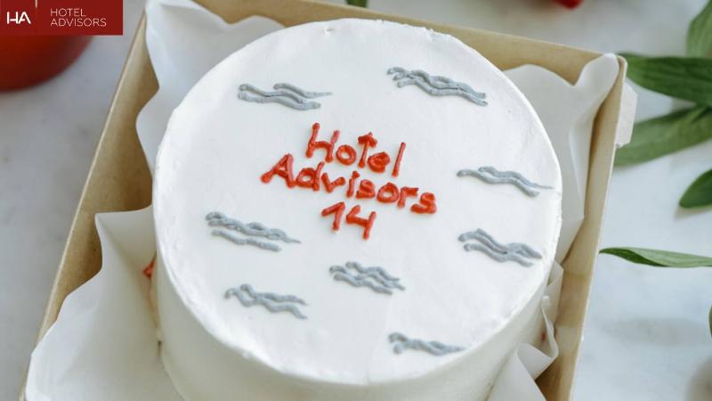 Hotel Advisors - 14 лет